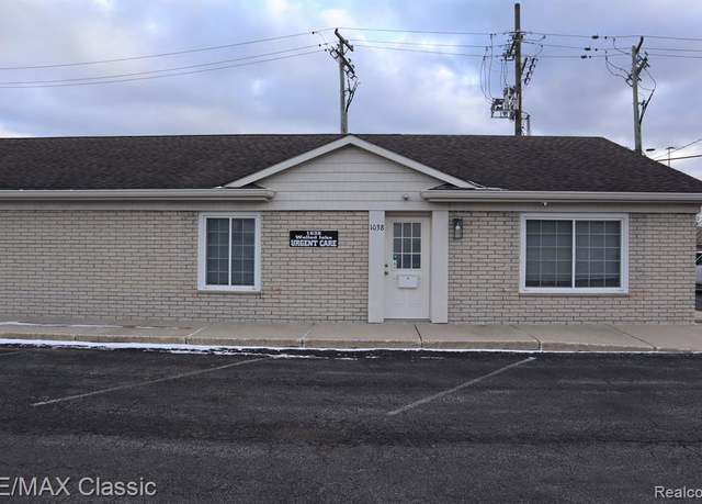 Property at 1038 E WEST MAPLE Rd, Walled Lake, MI 48390 3571
