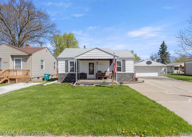 Property at 28508 BLOCK St, Garden City, MI 48135 2468, 4 beds, 2 baths