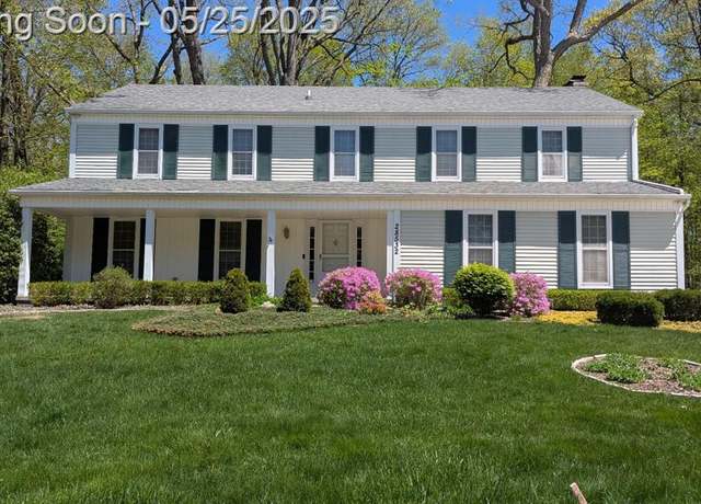 Property at 28532 Perryville Way, Farmington Hills, MI 48331 2551, 4 beds, 2.5 baths