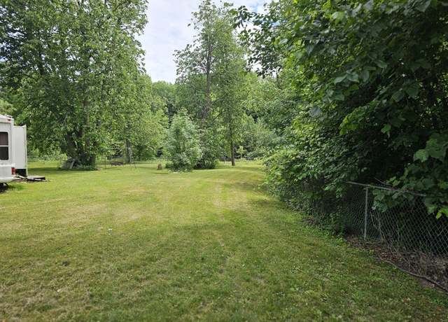 Property at 1211 Radov Dr, Gladwin, MI 48624