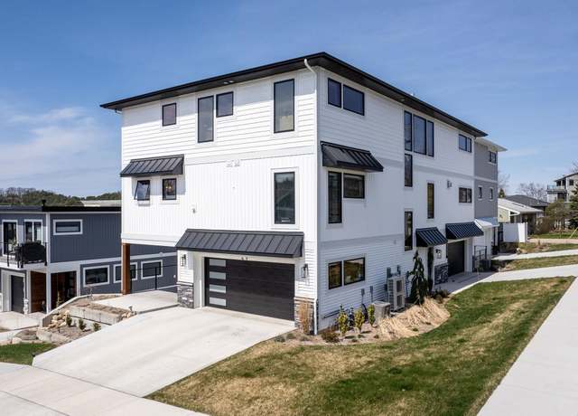 Property at 49 Howard Ave #1, Grand Haven, MI 49517, 4 beds, 4 baths