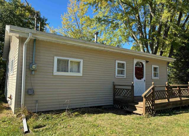 Property at 5316 Birchwood Ave, Gladwin, MI 48624, 2 beds, 1 bath