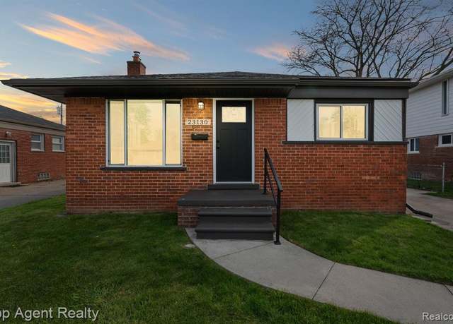 Property at 23130 BEVERLY St, Saint Clair Shores, MI 48082 1194, 3 beds, 1.5 baths