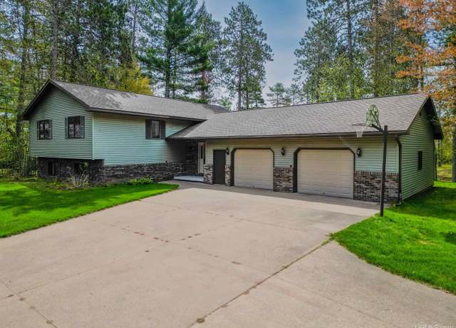 Property at 272 Timberlane Dr, Marquette, MI 49855, 4 beds, 3 baths