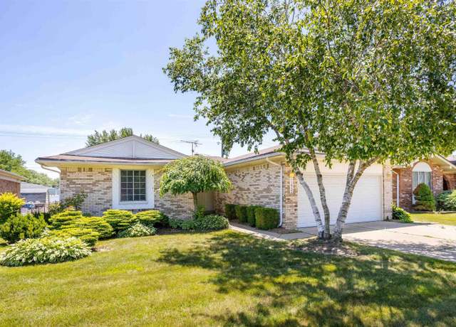 Property at 11952 Steven Dr, Sterling Heights, MI 48312, 3 beds, 2.5 baths