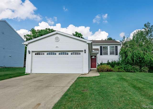 Property at 823 Glenlivet St, Howell, MI 48843 9054, 3 beds, 2 baths