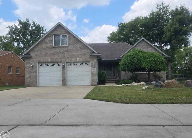 Property at 17609 21 Mile Rd, Macomb, MI 48044, 3 beds, 2.5 baths