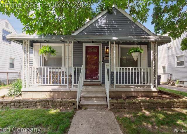 Property at 917 N Dorchester Ave, Royal Oak, MI 48067 2168, 3 beds, 1.5 baths