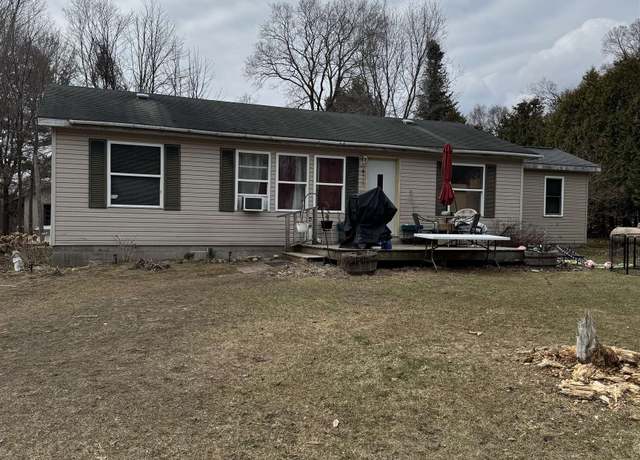 Property at 11840 E Camp Haven Rd, Northport, MI 49670-9454, 3 beds, 2 baths