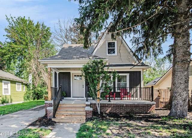 Property at 271 College St, Southfield, MI 48220 2814, 3 beds, 2 baths