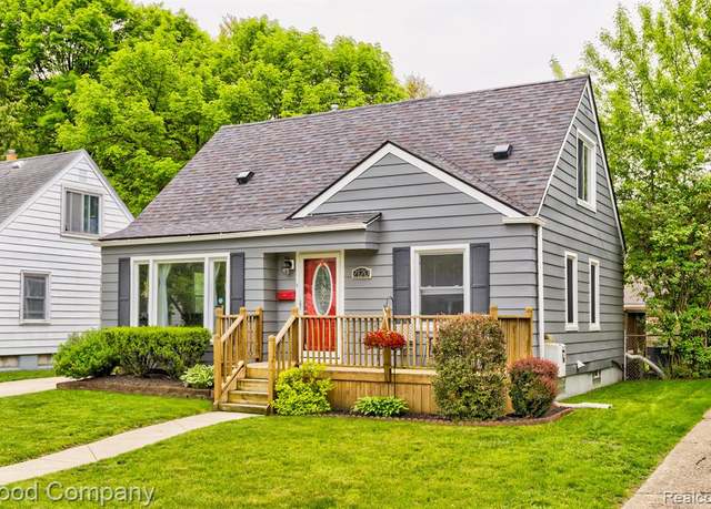 Property at 2120 HARWOOD Ave, Royal Oak, MI 48067 4068, 3 beds, 3 baths