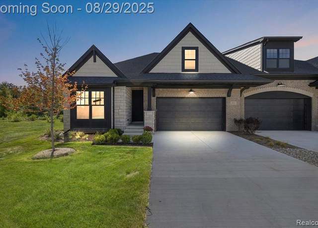 Property at 2020 Breckenridge Ct #11, Rochester Hills, MI 48307, 3 beds, 3 baths