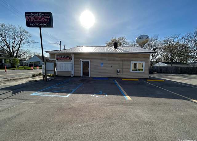 Property at 2063 E Bristol Rd, Burton, MI 48529