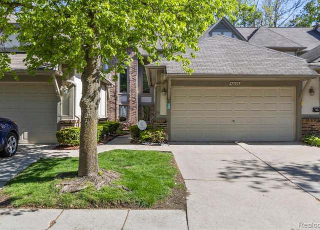 Property at 42036 SARATOGA Cir, Canton, MI 48187 3534, 3 beds, 2.5 baths