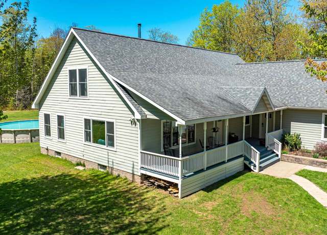 Property at 52275 N Superior Rd, Houghton, MI 49931, 4 beds, 3 baths
