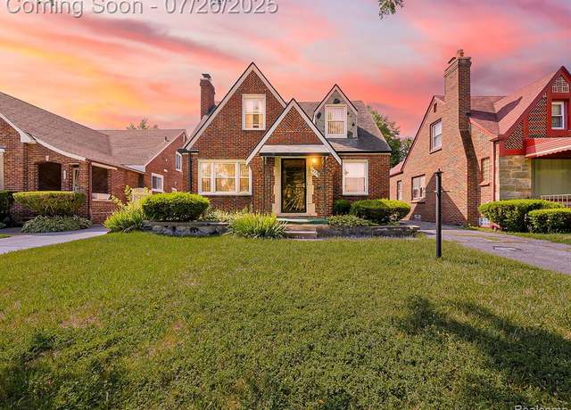 Property at 14221 Vassar Ave, Detroit, MI 48235 1710, 3 beds, 1.5 baths