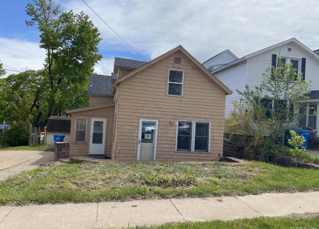 Property at 331 W Bluff St, Marquette, MI 49855, 3 beds, 2 baths