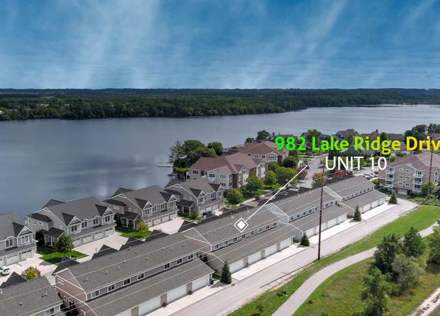 Property at 982 Lake Ridge Dr #10, Traverse City, MI 49684, 3 beds, 2.5 baths