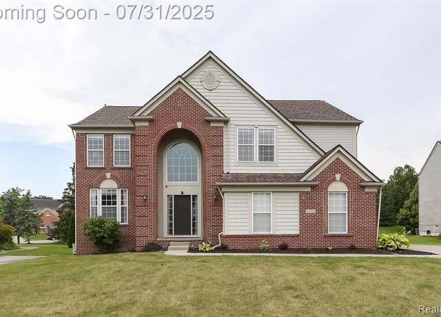 Property at 6068 Woodpecker Ct, Ypsilanti, MI 48197 6221, 4 beds, 2.5 baths