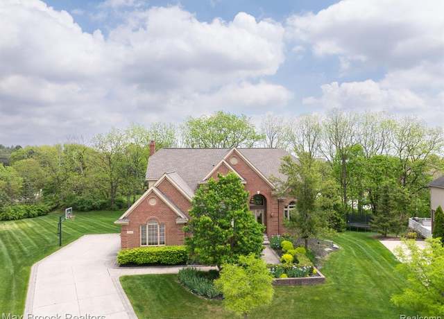 Property at 24160 ARGYLE St, Novi, MI 48374 4316, 4 beds, 4.5 baths