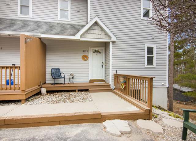 Property at 4025 Sherwood Forest Dr, Traverse City, MI 49686, 2 beds, 1.5 baths