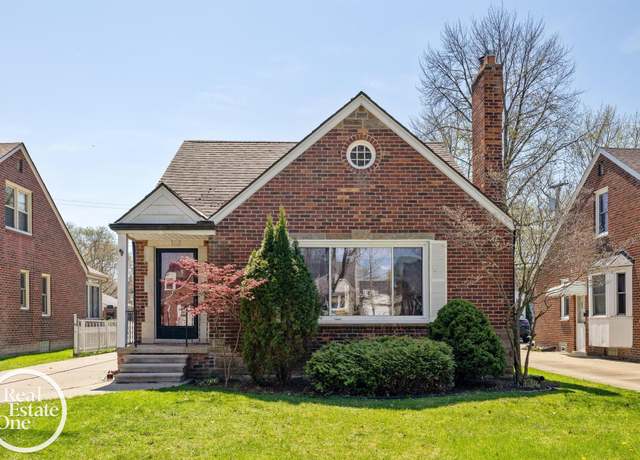 Property at 375 Ridgemont Rd, Grosse Pointe Farms, MI 48236, 3 beds, 1.5 baths