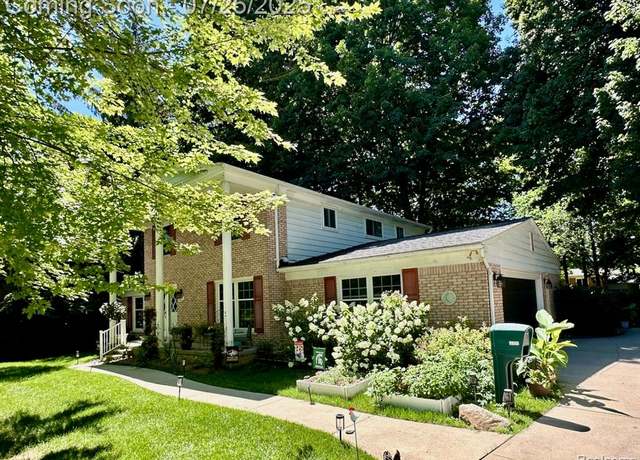 Property at 3627 Kerry Dr, Troy, MI 48084 1161, 4 beds, 2.5 baths
