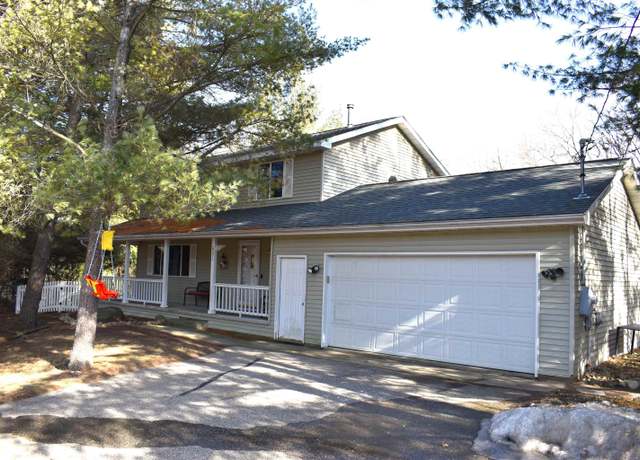 Property at 601 Cemetery St, Gladwin, MI 48624, 4 beds, 2.5 baths