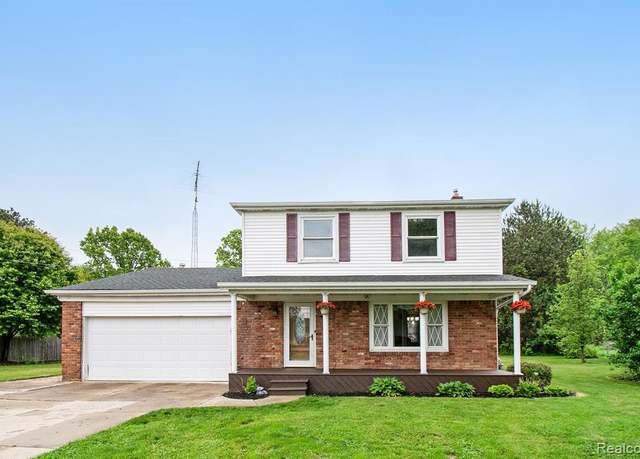 Property at 8425 Rondale Dr, Grand Blanc, MI 48439 8009, 4 beds, 1.5 baths