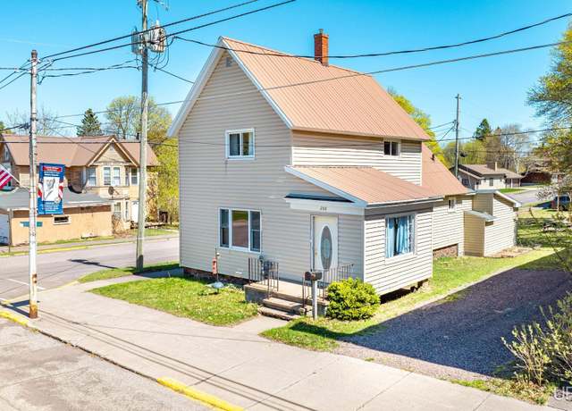 Property at 200 Hecla St, Laurium, MI 49913, 2 beds, 2 baths