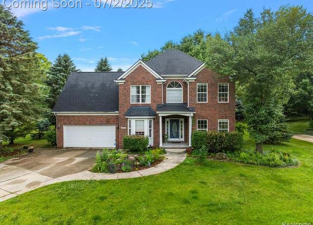 Property at 3594 Olde Dominion Dr, Brighton, MI 48114 4941, 4 beds, 2.5 baths