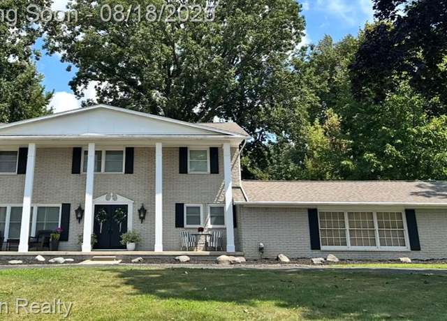 Property at 1273 Kennebec Rd, Grand Blanc, MI 48439 4975, 4 beds, 2.5 baths