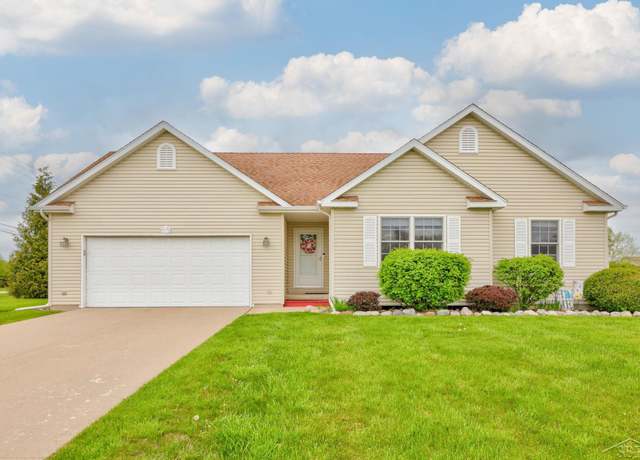 Property at 2978 Oaklawn Park, Saginaw, MI 48603, 4 beds, 3 baths