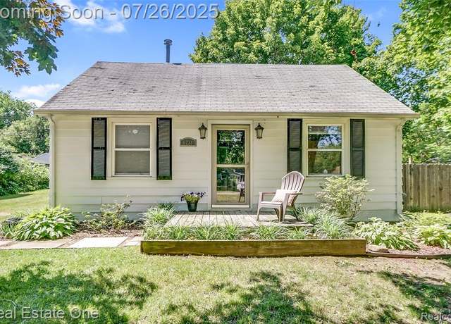 Property at 3230 Melvin Ave, Rochester Hills, MI 48307 4857, 3 beds, 1 bath