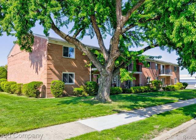 Property at 19585 MASONIC Blvd #21, Roseville, MI 48066 1201, 1 bed, 1 bath