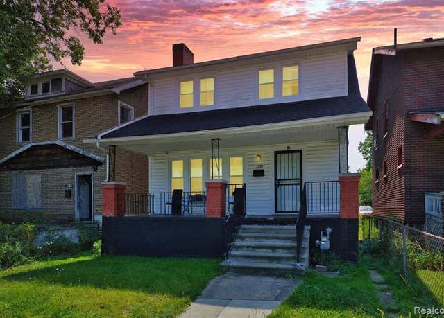 Property at 123 BRIGHTON St, Highland Park, MI 48203 2565, 3 beds, 1 bath