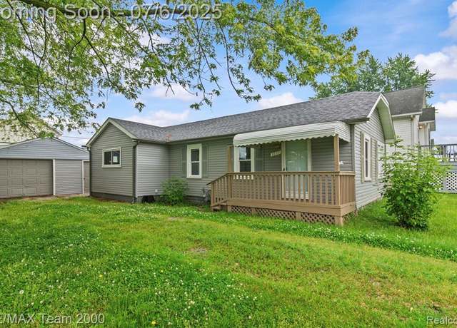 Property at 3277 9th St, Monroe, MI 48162 4838, 2 beds, 2 baths