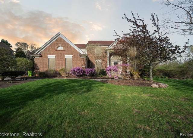 Property at 2201 TIMBERRIDGE Dr, West Bloomfield, MI 48324 1471, 4 beds, 3.5 baths