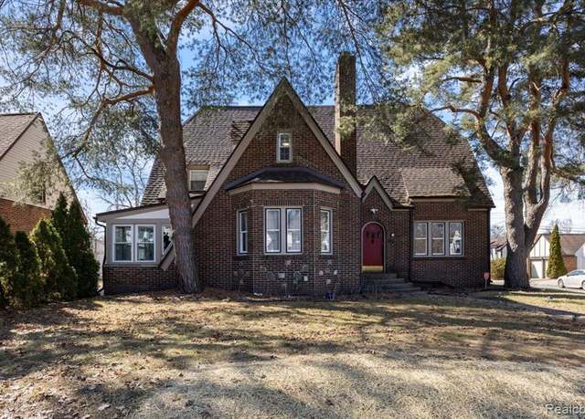 Property at 216 CHEROKEE Rd, Pontiac, MI 48341 2004, 5 beds, 3.5 baths