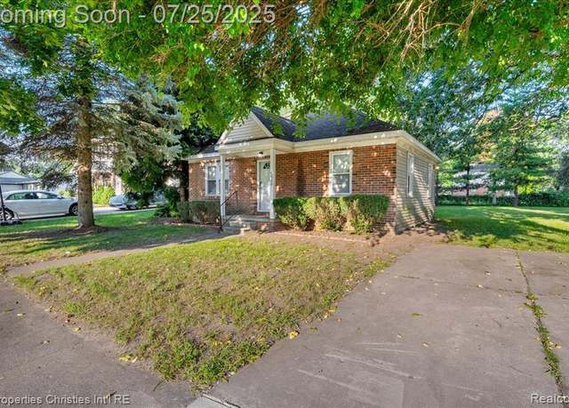 Property at 6028 Edmund St, Romulus, MI 48174 4449, 2 beds, 1 bath