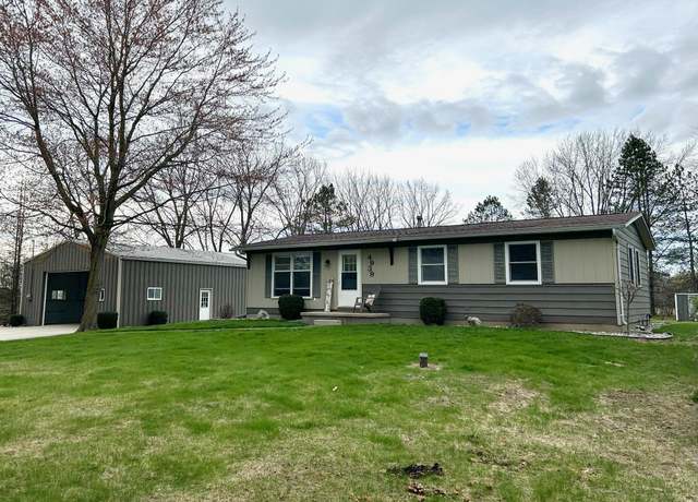Property at 4939 E Brooks Rd, Freeland, MI 48623, 3 beds, 1 bath