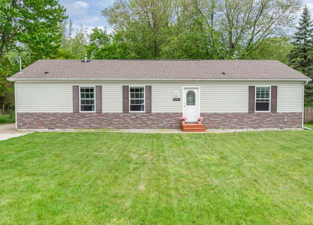 Property at 3363 Lauria Rd, Bay City, MI 48706, 3 beds, 2 baths