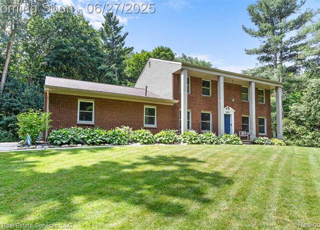 Property at 9401 McClumpha Rd, Livonia, MI 48170 3461, 4 beds, 2.5 baths