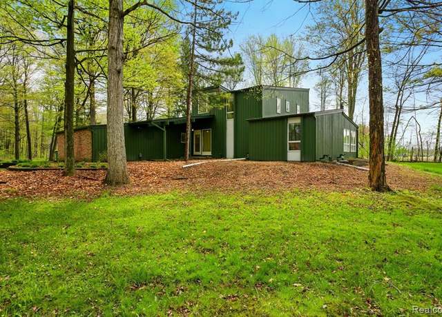 Property at 68051 STOECKER Ln, Richmond, MI 48062 8124, 4 beds, 3 baths