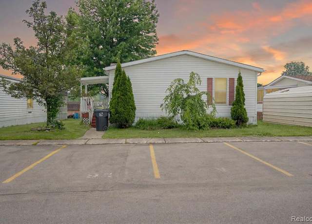 Property at 48593 Lakeview, Shelby Twp, MI 48317 2735, 3 beds, 2 baths