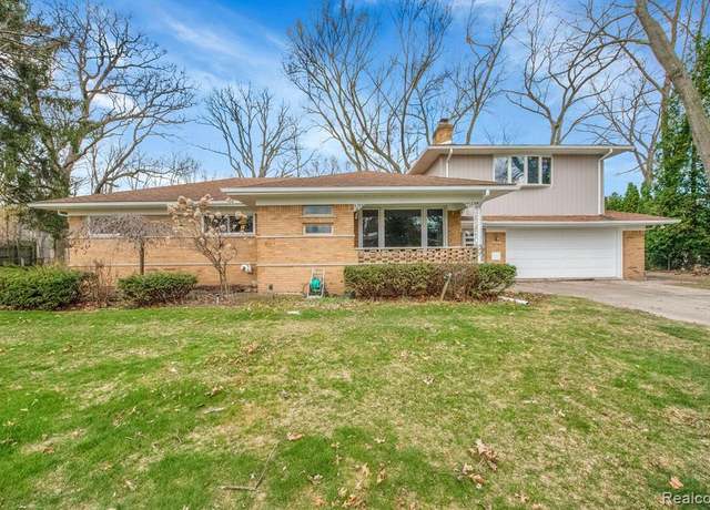Property at 4973 HAMPSHIRE Dr, Shelby Twp, MI 48316 3154, 4 beds, 2.5 baths
