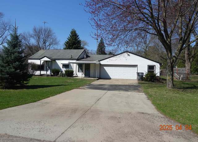 Property at 36571 BIRWOOD St, Clinton Township, MI 48035, 2 beds, 1 bath
