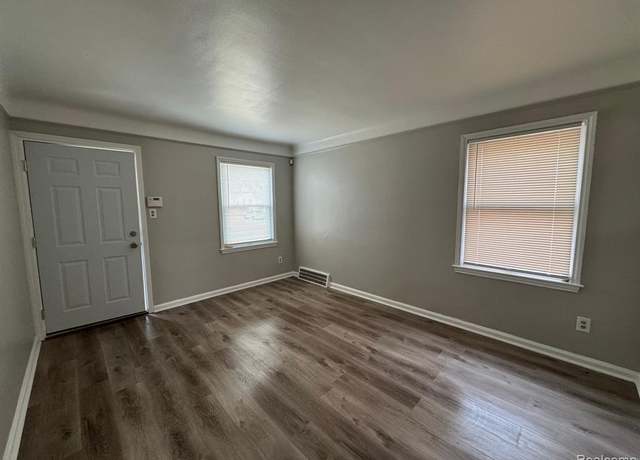 Property at 9366 SANILAC St, Detroit, MI 48224 1246, 3 beds, 1 bath