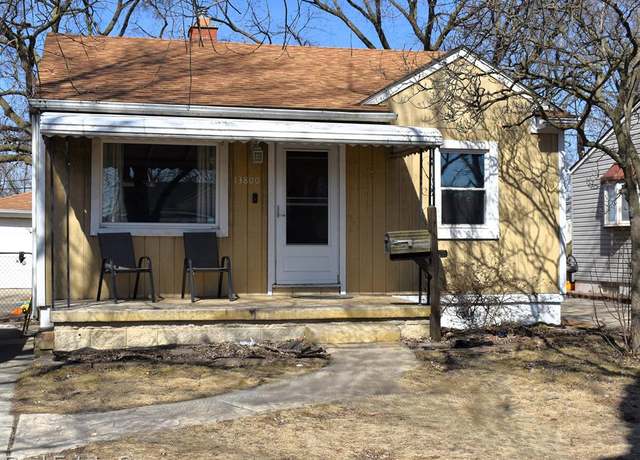 Property at 13800 OAKDALE St, Southgate, MI 48195 1786, 2 beds, 1.5 baths
