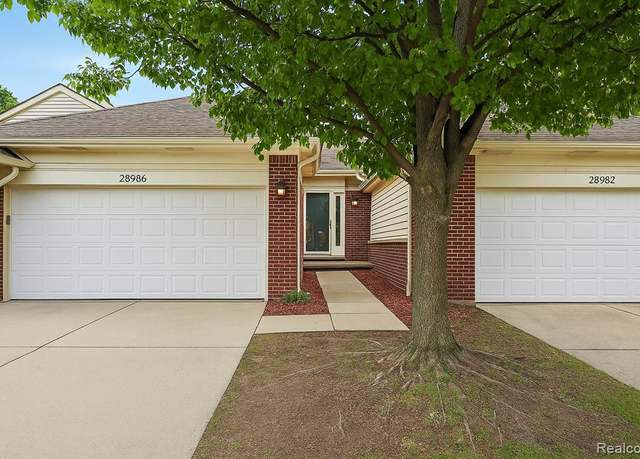 Property at 28986 CHRISTOPHER Ln, Southfield, MI 48034 5697, 2 beds, 2.5 baths